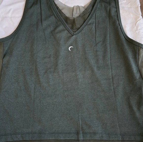 Forrest Green Zyia tank with sheer detail small - Picture 3 of 3